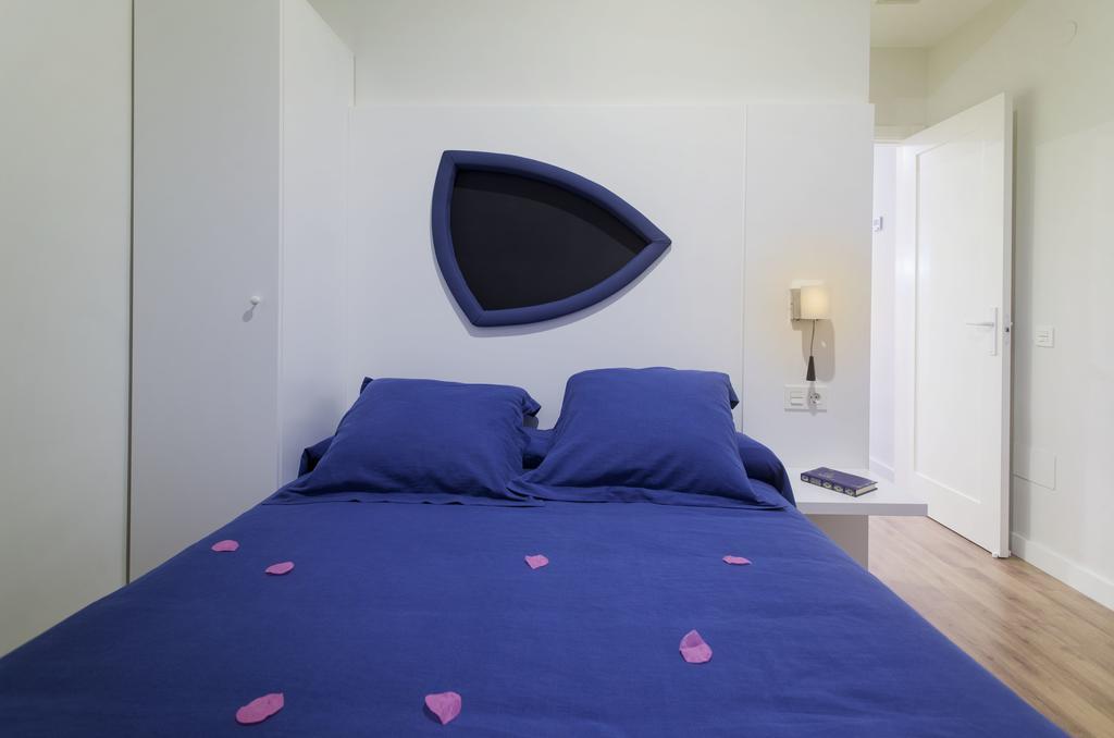 Picasso Suites Málaga Rum bild