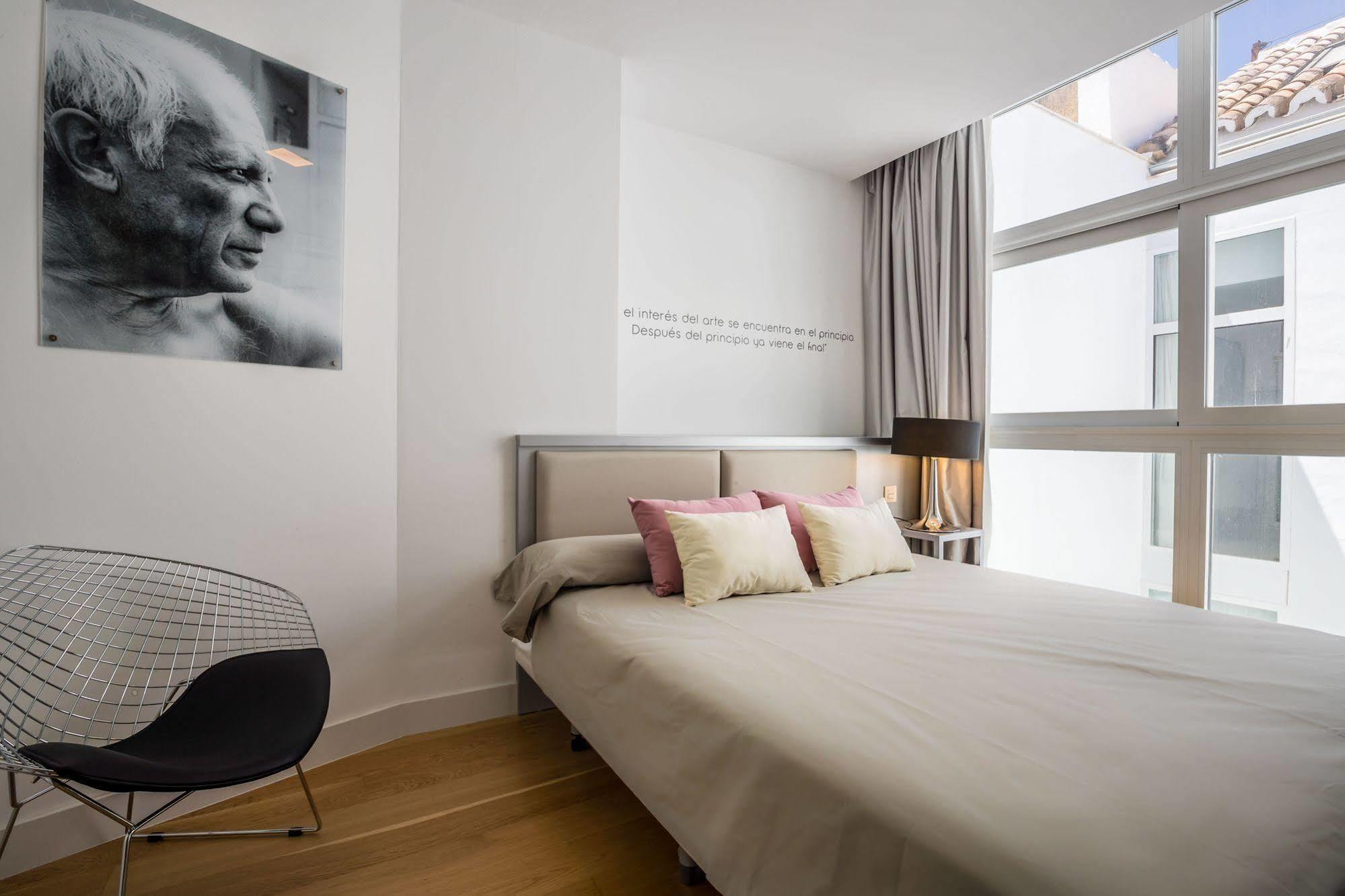 Picasso Suites Málaga Exteriör bild